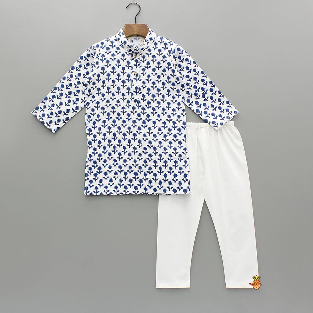 Blue Floral Printed Kurta And Pyjama view
