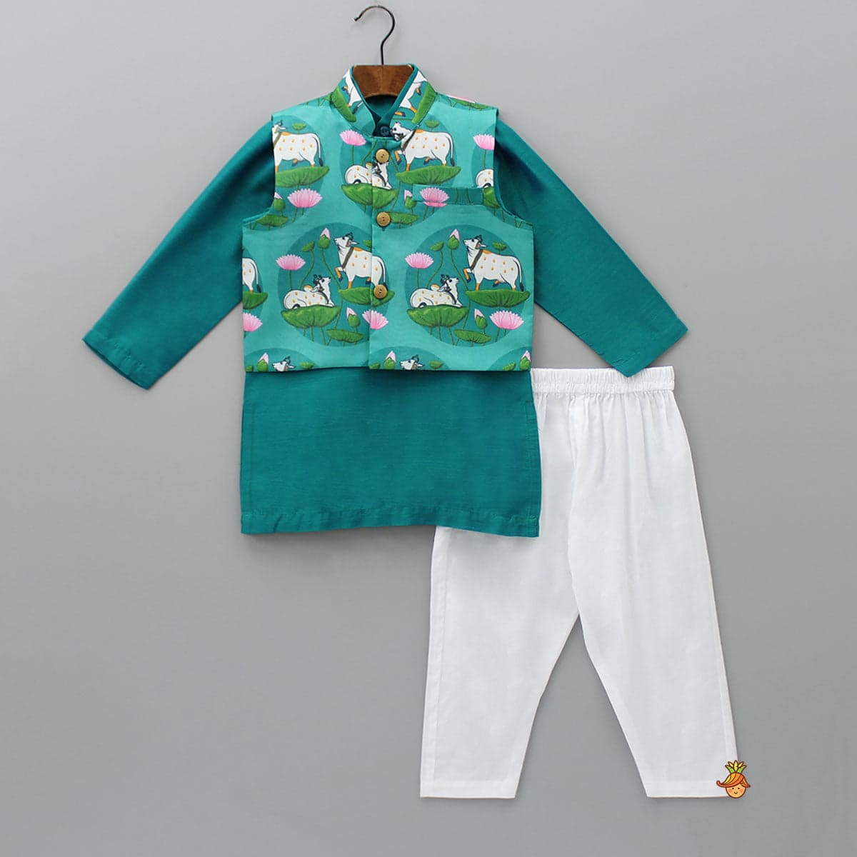 Silk Green Kurta With Front Open Pocket Detail Printed Jacket And Cotton Pyjama view