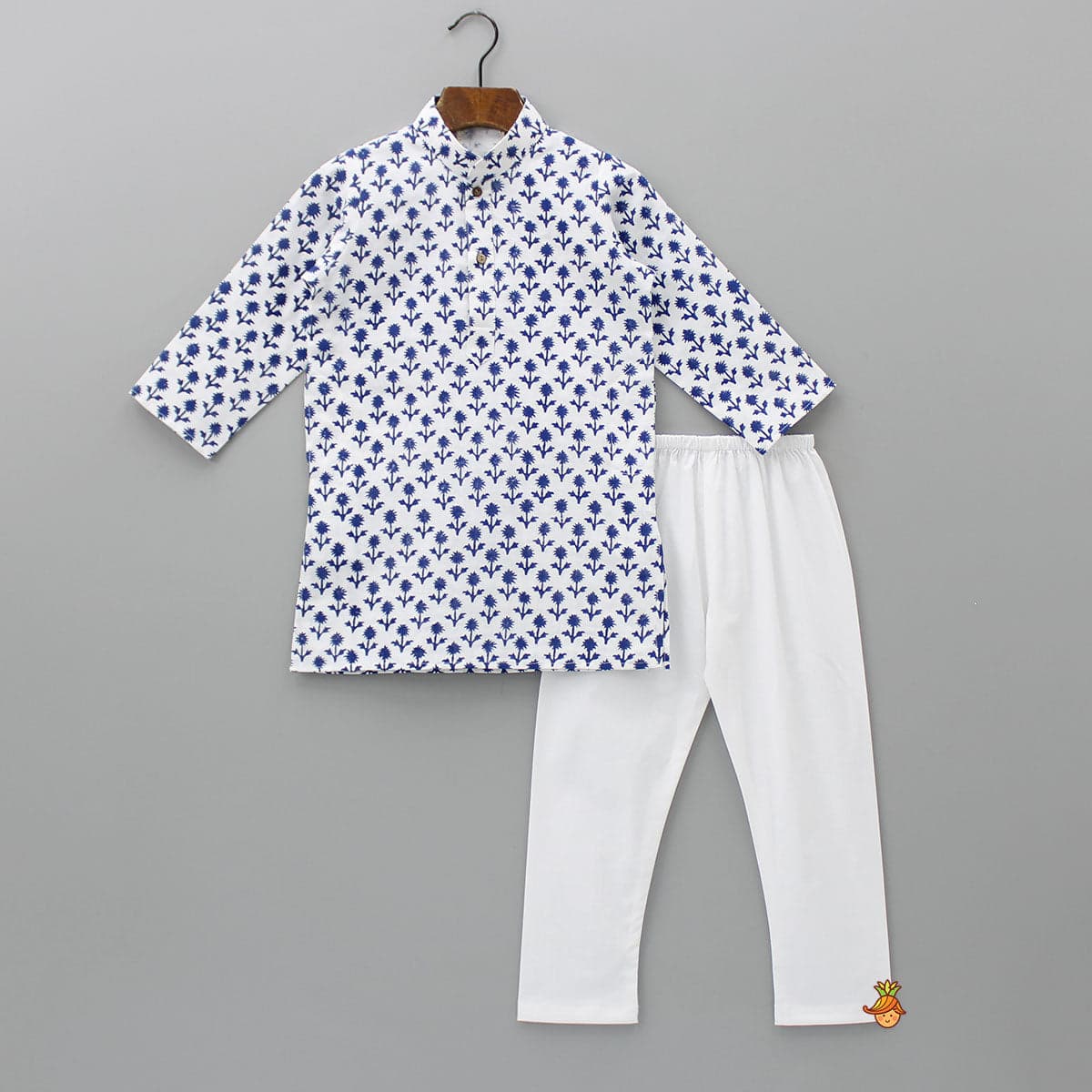 Blue Floral Printed Kurta And Pyjama view