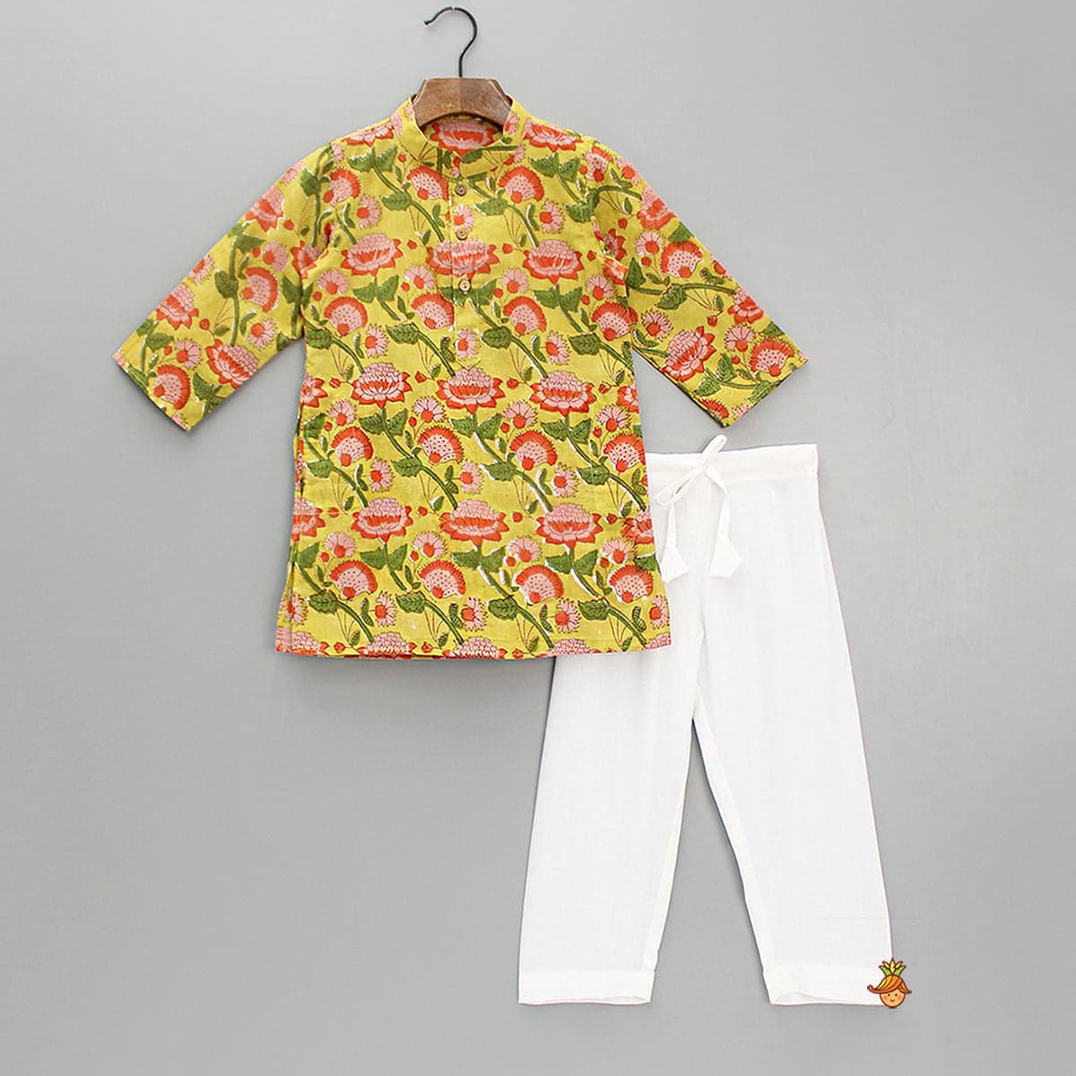 Floral Printed Multicolor Kurta With Pyjama view