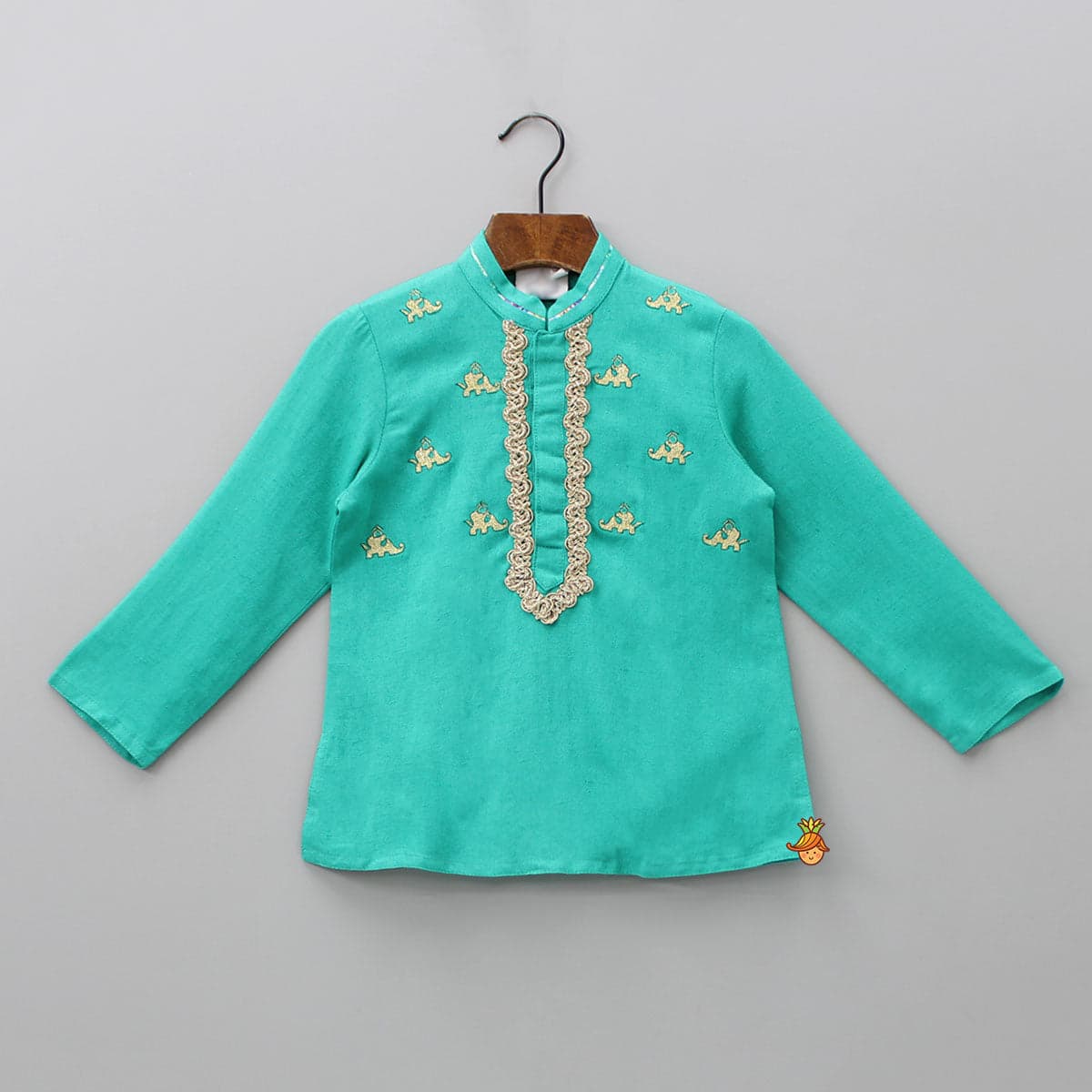 Pre Order: Zari Thread Embroidered Kurta With Colourful Dhoti And Mukut view