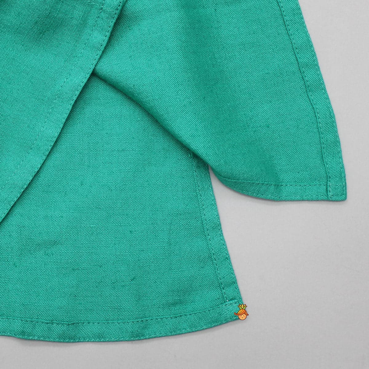 Pre Order: Zari Thread Embroidered Kurta With Colourful Dhoti And Mukut view