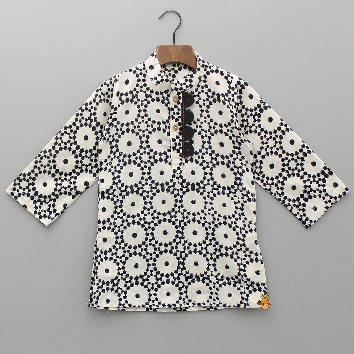 Pre Order: Printed Black And White Kurta With Pyjama view