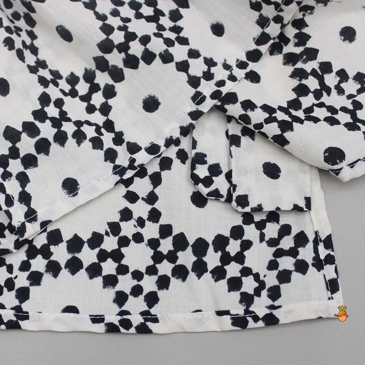 Pre Order: Printed Black And White Kurta With Pyjama view