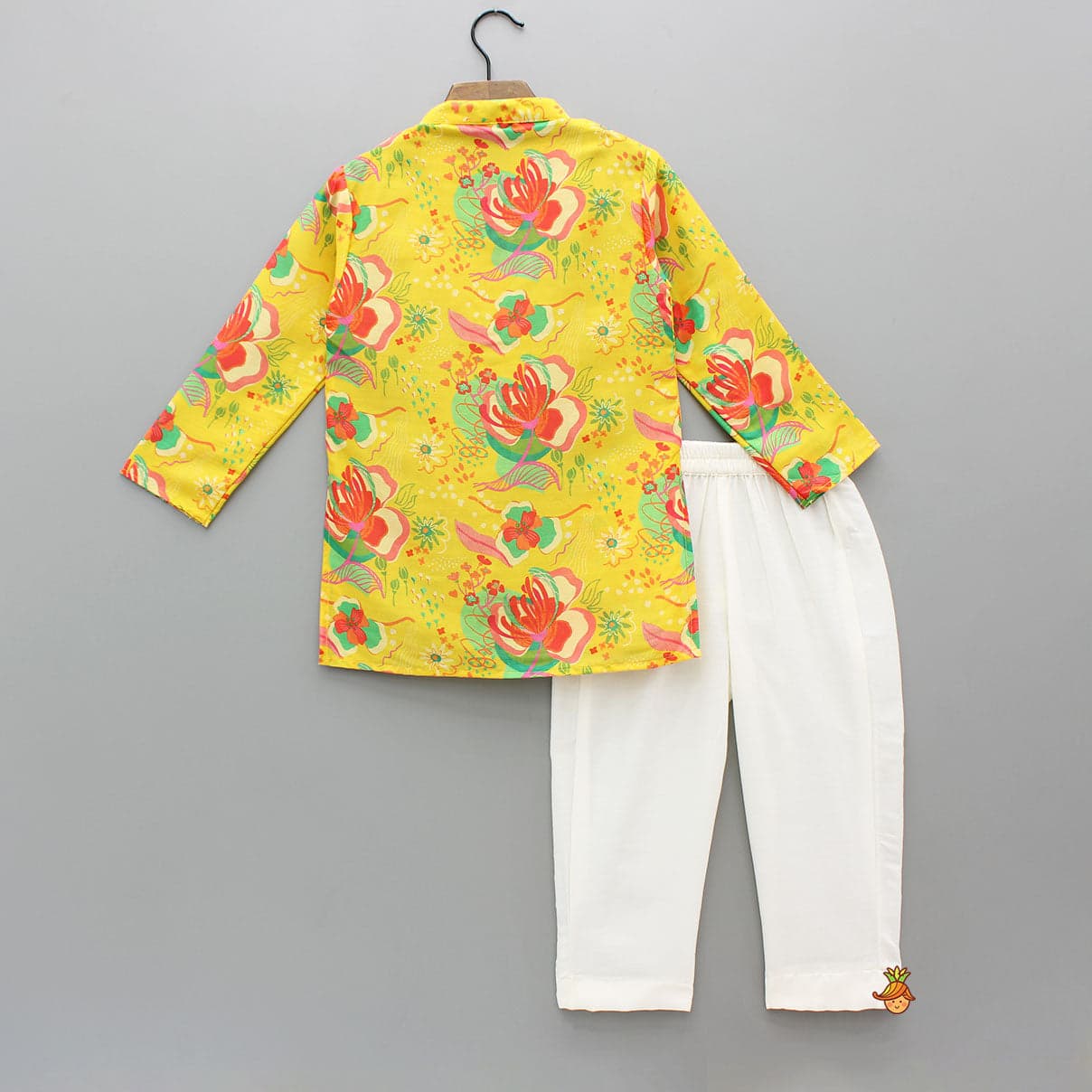 Pre Order: Pom Poms Adorned Yellow Kurta And Pockets Detail Pyjama view