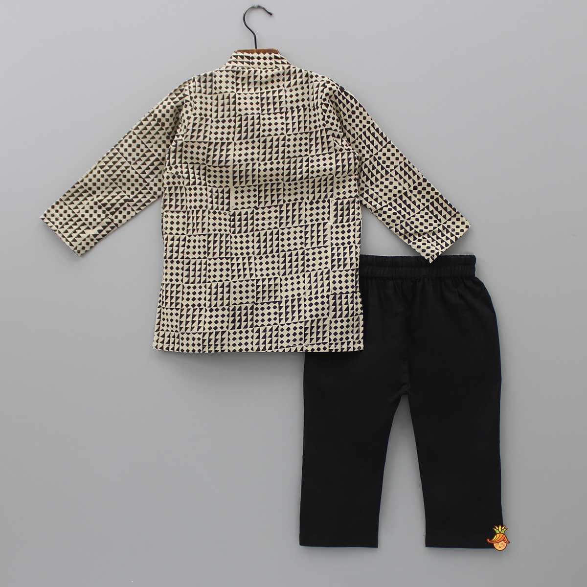 Pre Order: Contrasting Pin Tuck Detail Yoke Kurta And Black Pyjama view