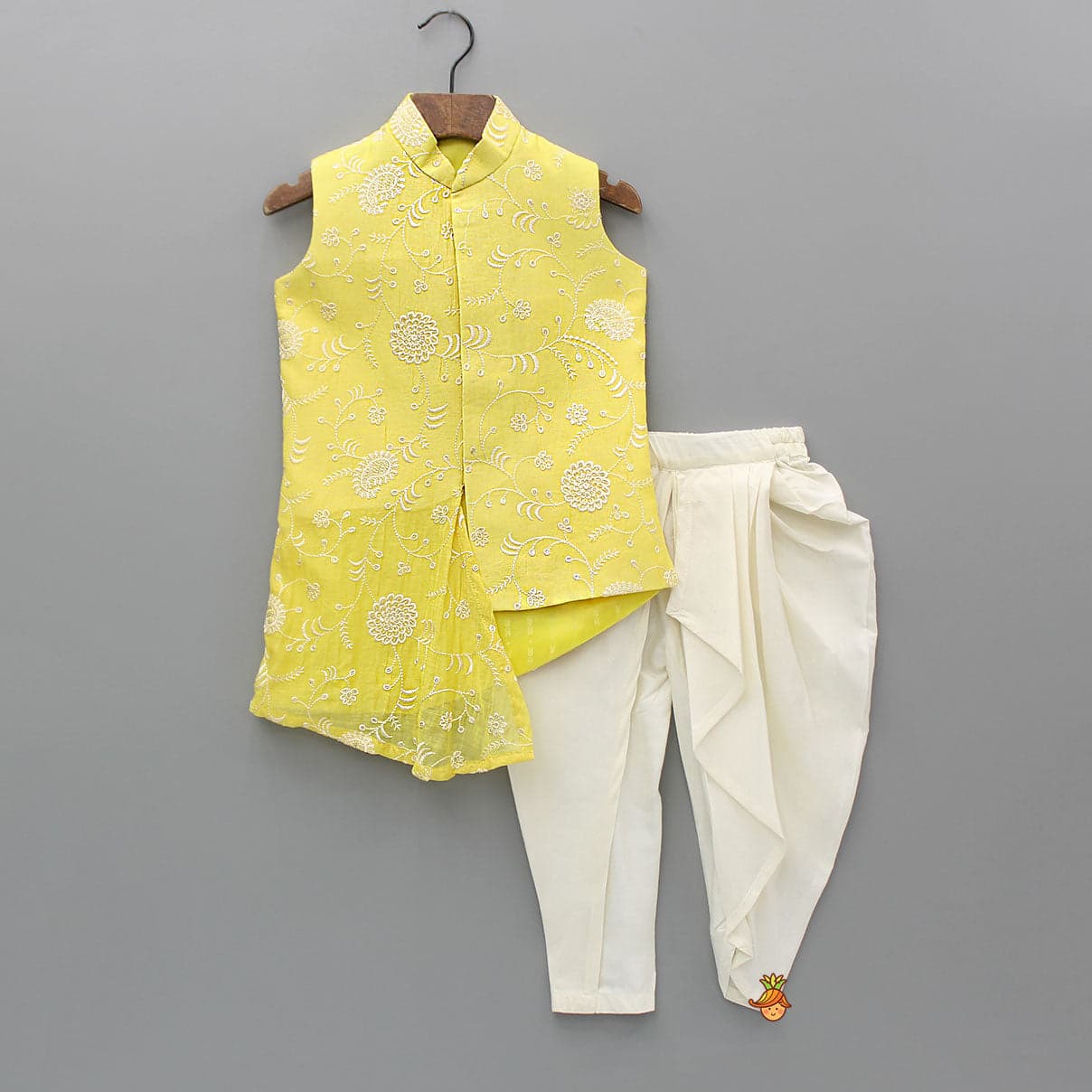 Pre Order: Sleeveless Embroidered Stylish Kurta And Dhoti Style Pant