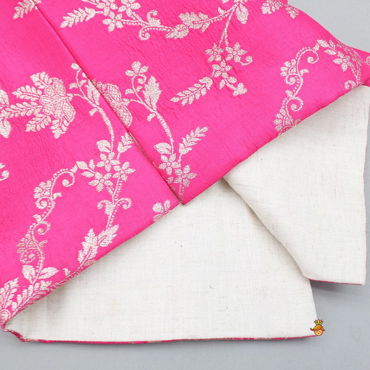 Pre Order: Green Kurta And Pink Embroidered Jacket With Pyjama view