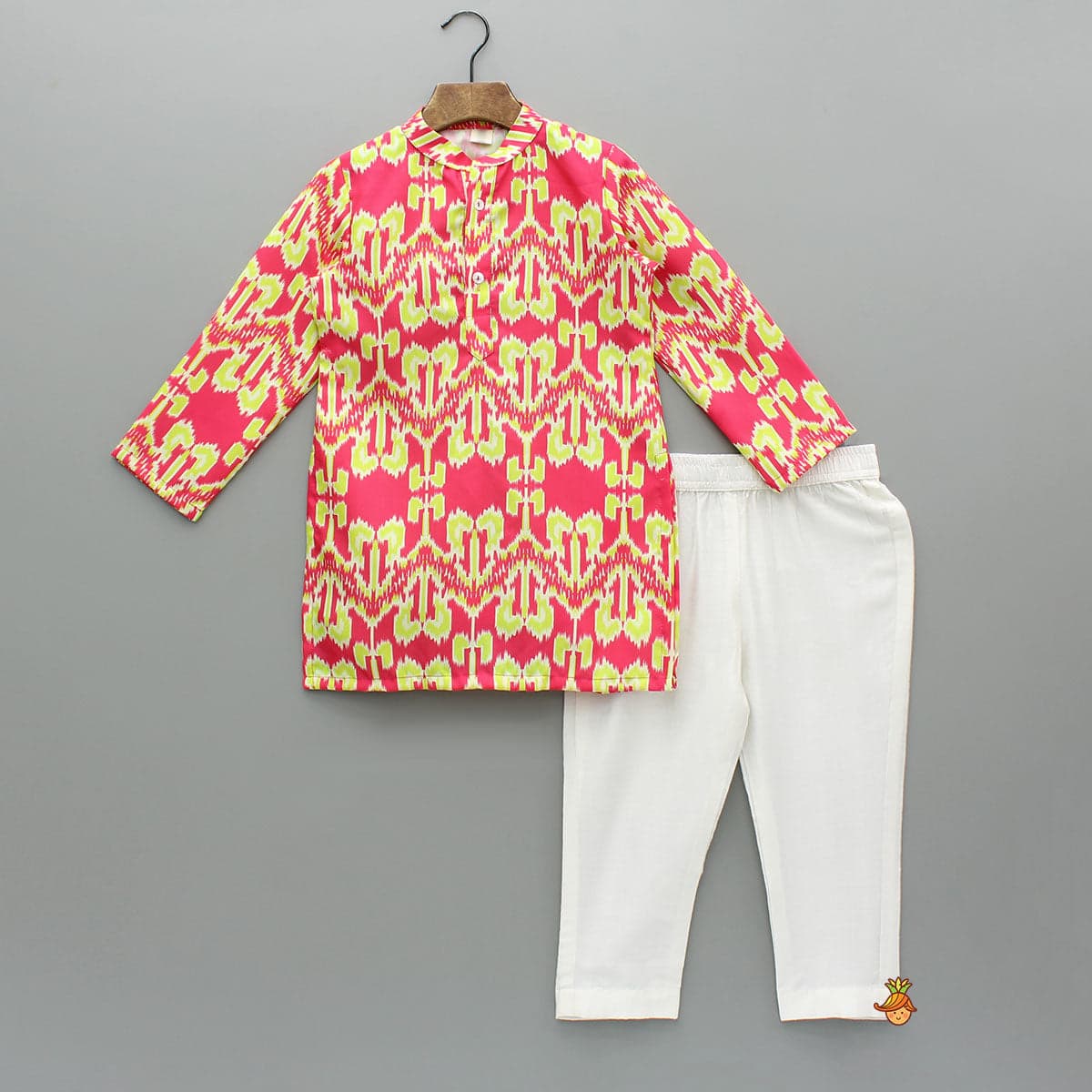 Pink Kurta With Green Print And Pyjama