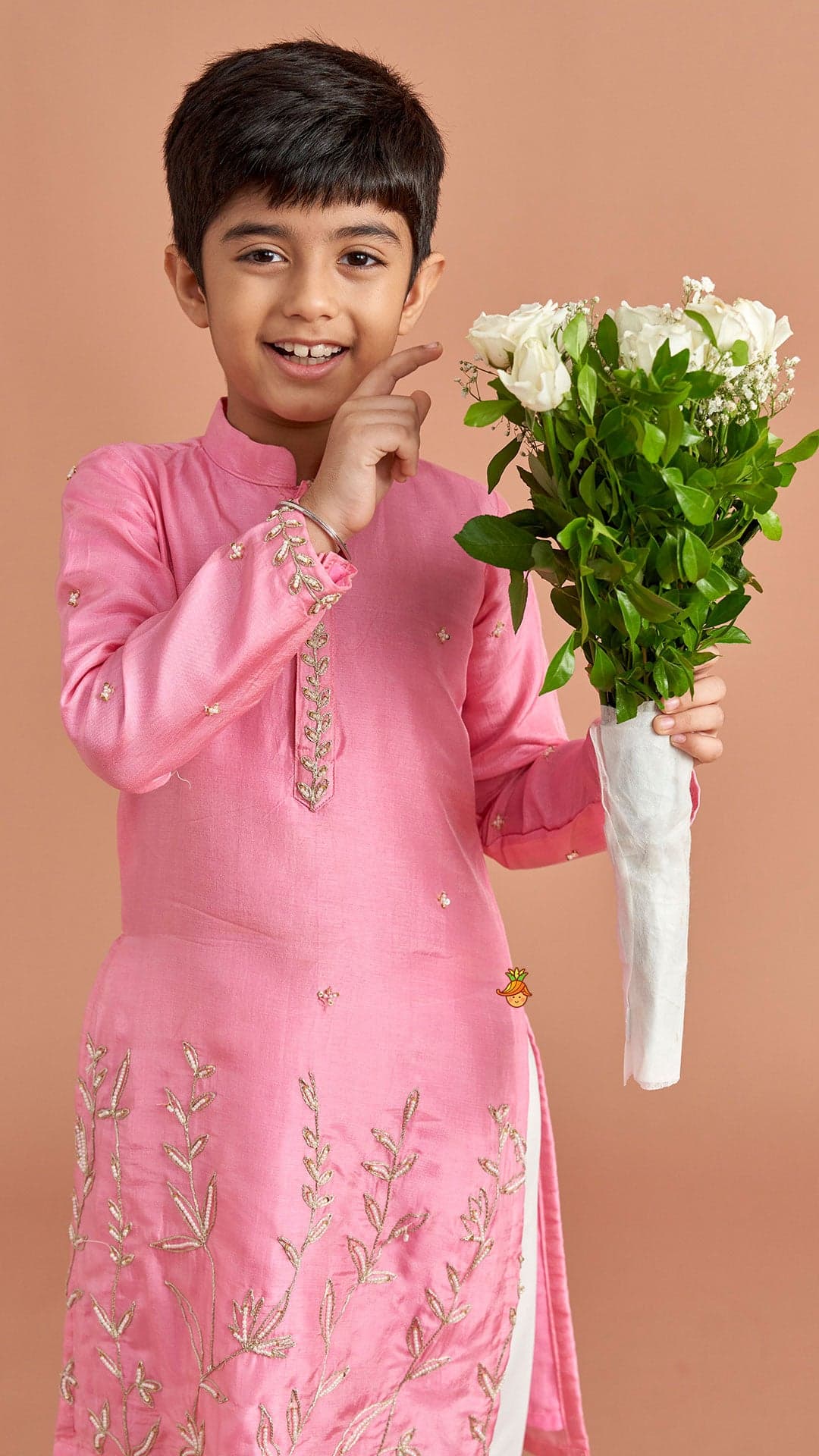 Pre Order: Pink Embroidered Kurta And Pyjama view